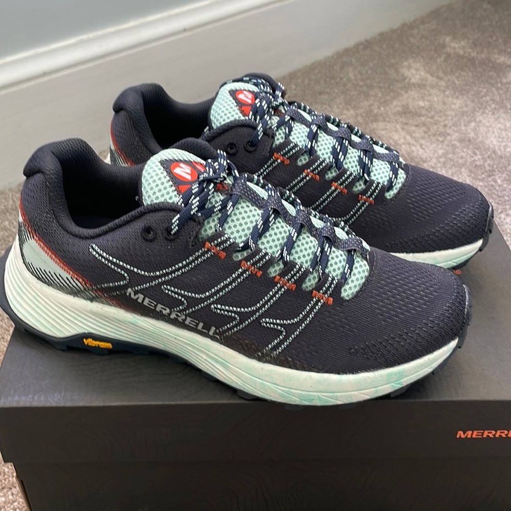 NIB Merrell Moab Flight 7.5M Navy